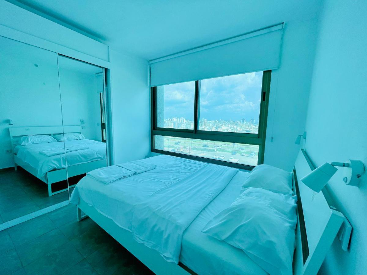 C Tower Apartments Netanya Eksteriør billede