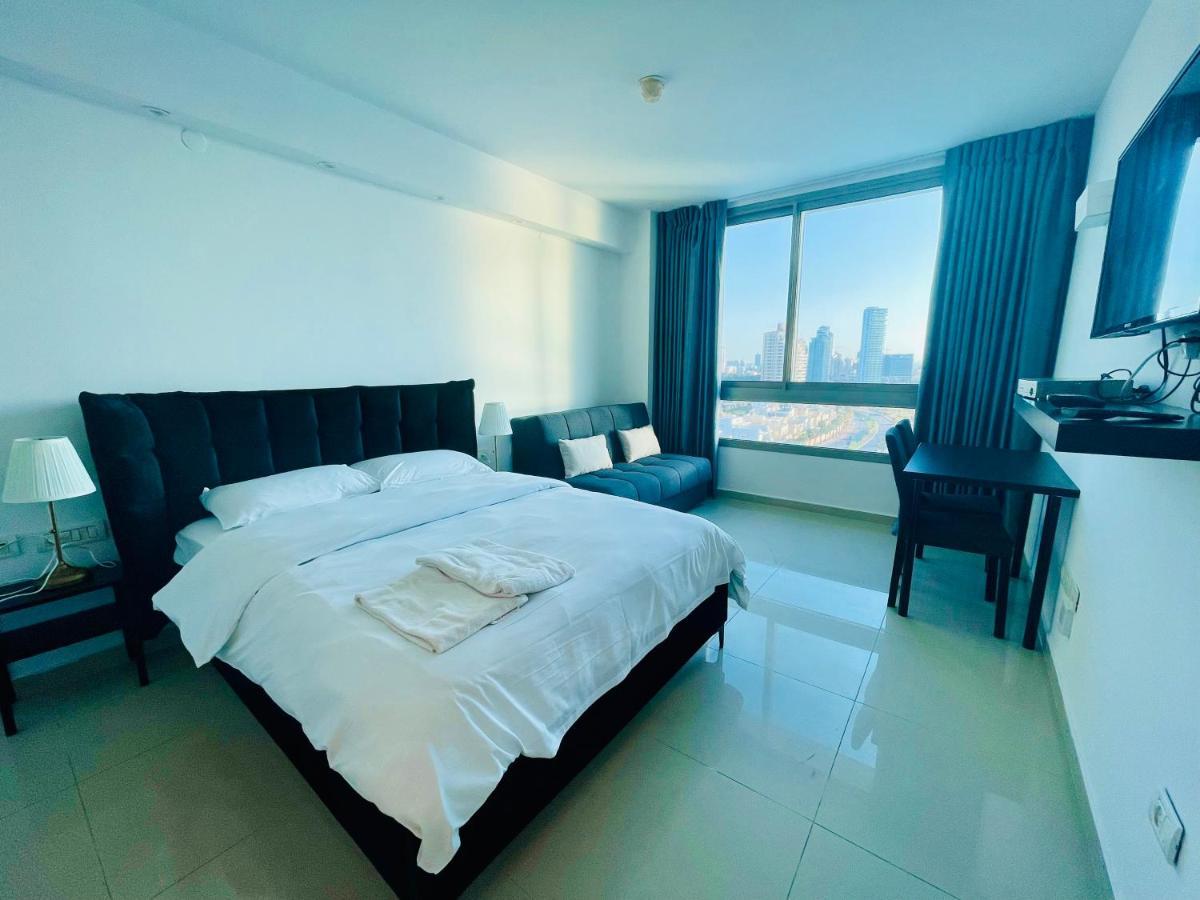 C Tower Apartments Netanya Eksteriør billede