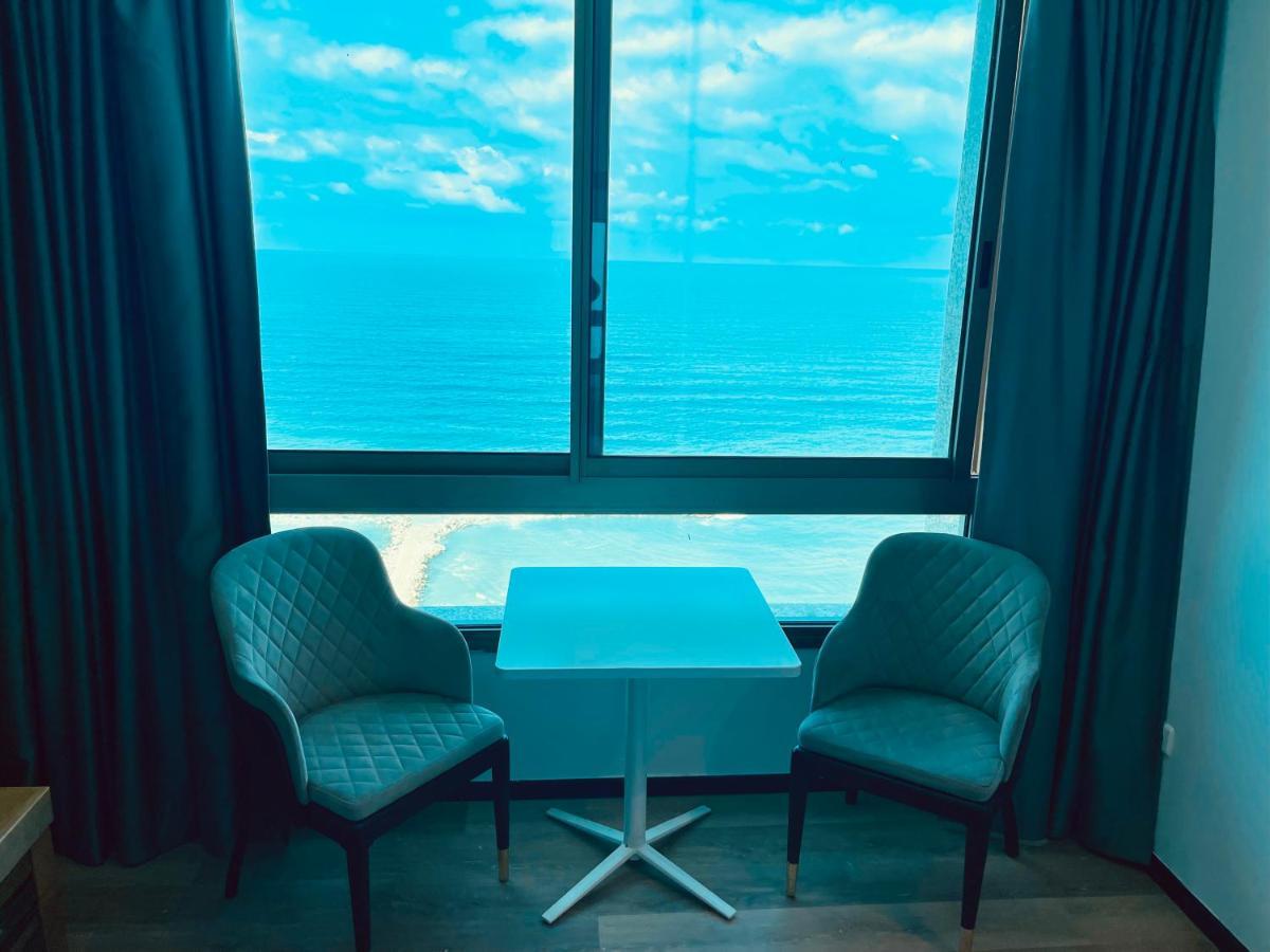 C Tower Apartments Netanya Eksteriør billede