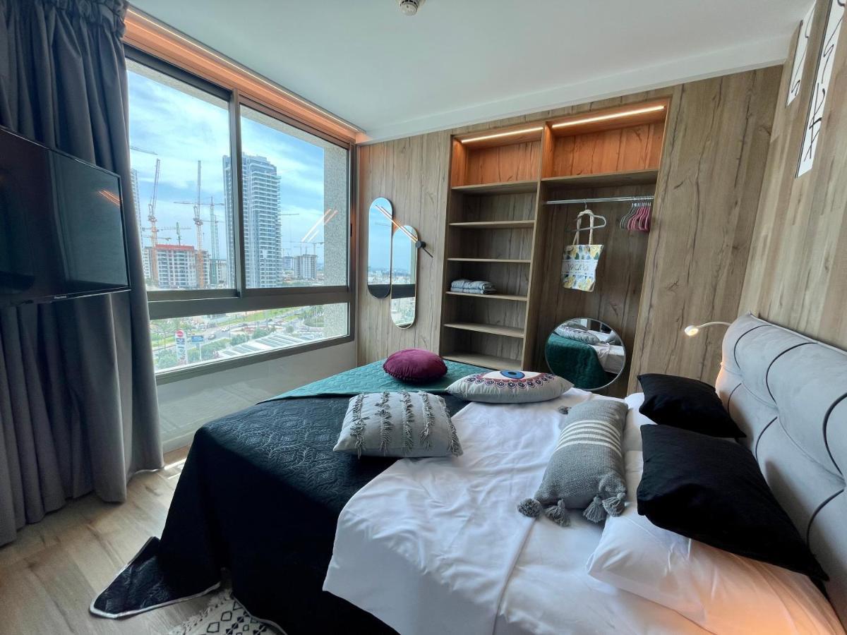 C Tower Apartments Netanya Eksteriør billede