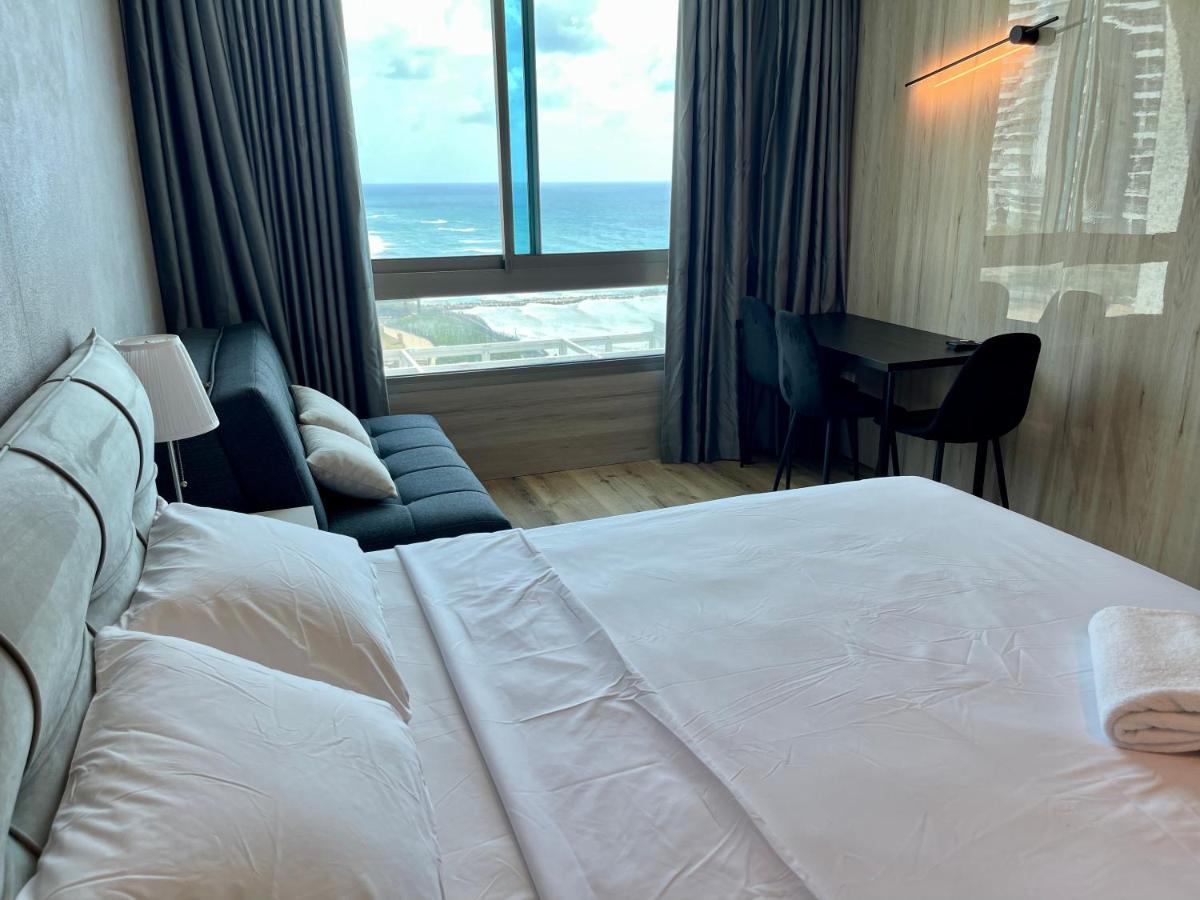 C Tower Apartments Netanya Eksteriør billede