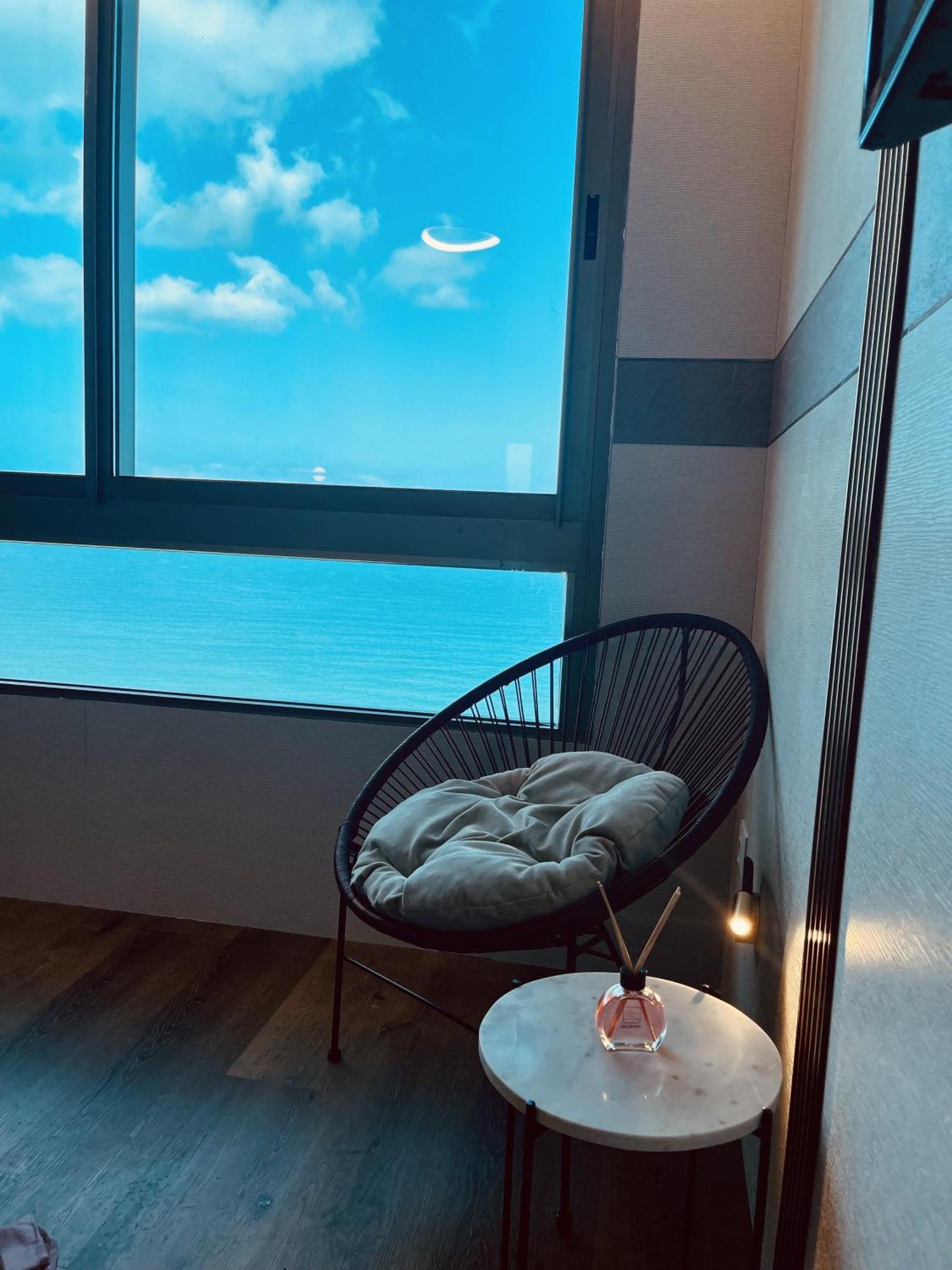 C Tower Apartments Netanya Eksteriør billede